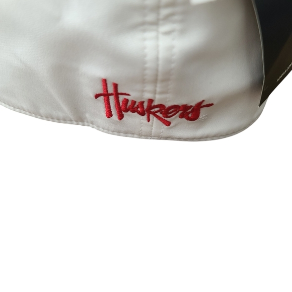 Adidas Nebraska Cornhuskers Flex Fit Hat - Picture 5 of 10